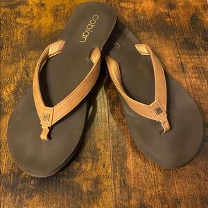 Cobian Flip Fops Women’s Sz 9 Brown Tan Excellent Condition